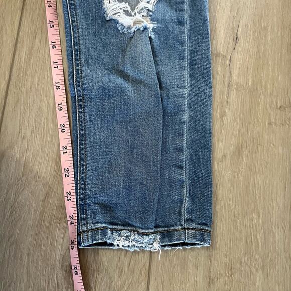 Wild Fable Women’s High Rise Distressed Mom Jean Size 00 - Picture 9 of 9